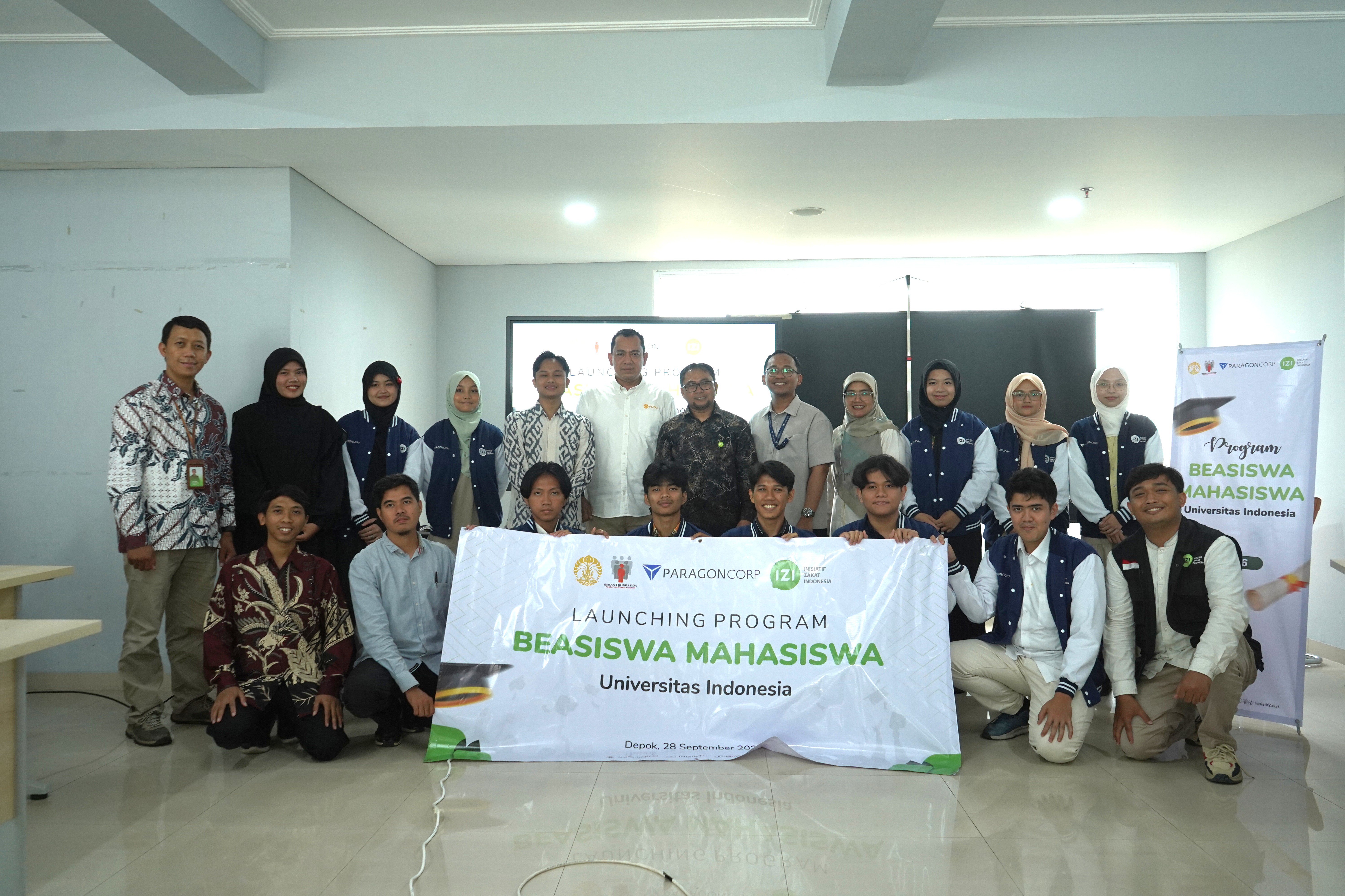Biman Foundation, LAZNAS IZI, dan ParagonCorp Resmi Luncurkan Program Beasiswa untuk Mahasiswa Universitas Indonesia