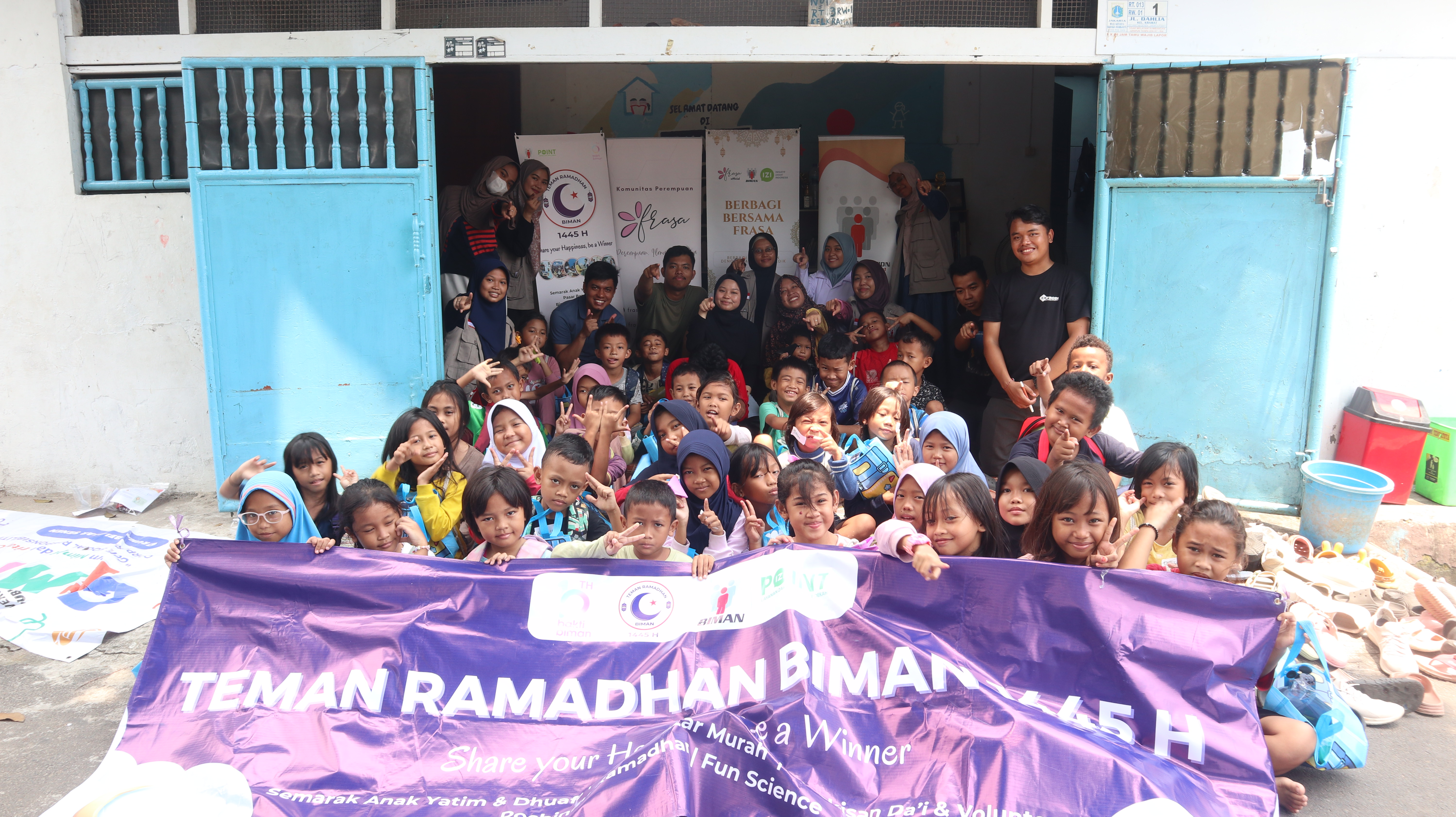 Berbagi Kebahagiaan di Rumah Belajar Senen, BIMAN Gelar Kegiatan Edukasi Sains